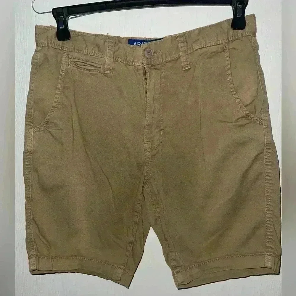 Arizona Flex Classic Fit Flex  Shorts Mens Size 32. Tan Preowned